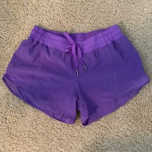 Lululemon hotty totty short (size 8)